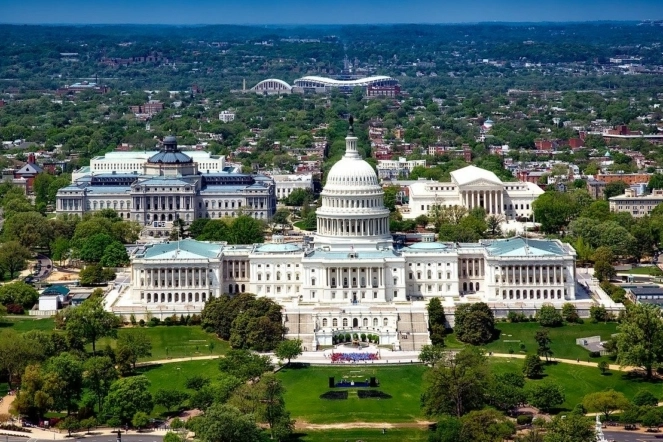 Заглиблення в історію США під час екскурсії Вашингтоном