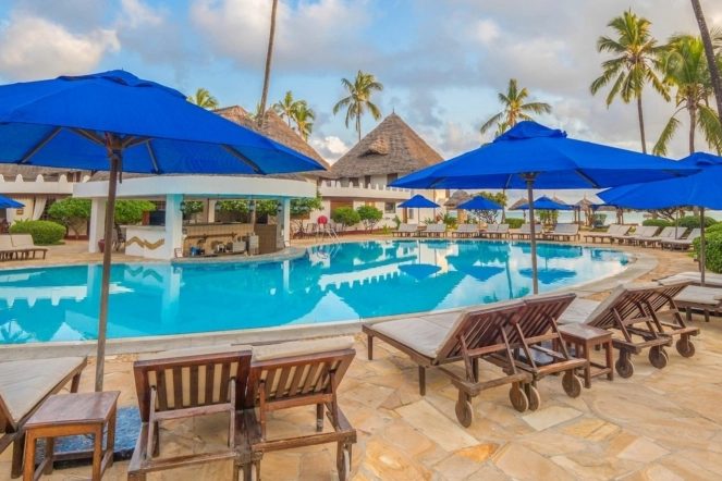 DoubleTree Resort by Hilton Hotel Zanzibar — отличный отель с классным пляжем!