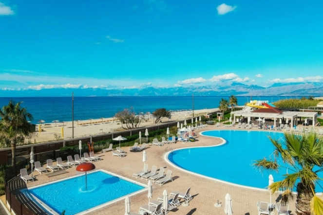 Almyros Beach Resort and Spa